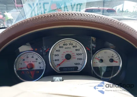 2005 Ford F-150 Lariat/Xlt from USA, damaged, VIN 1FTPW12595KE90901